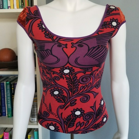 Custo Barcelona Tops - Custo Barcelona Kissing Doves Cap Sleeve Top